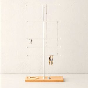 Trigem 5-tiered jewelry stand